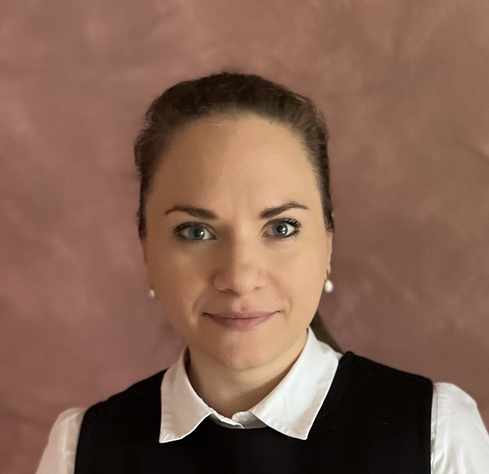 JUDr. Slavomíra Mičurová Školková, PhD
